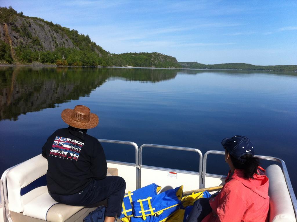 Lake Lauzon Resort Blind River Exterior photo